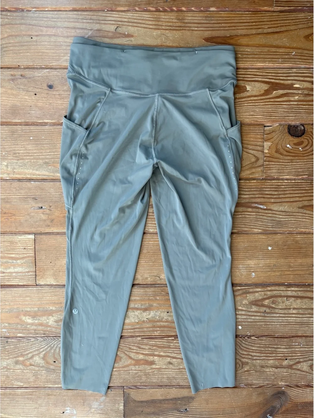 Lululemon Fast and Free High-Rise Crop 23” Leggings Size 12 Gray Side Pocket